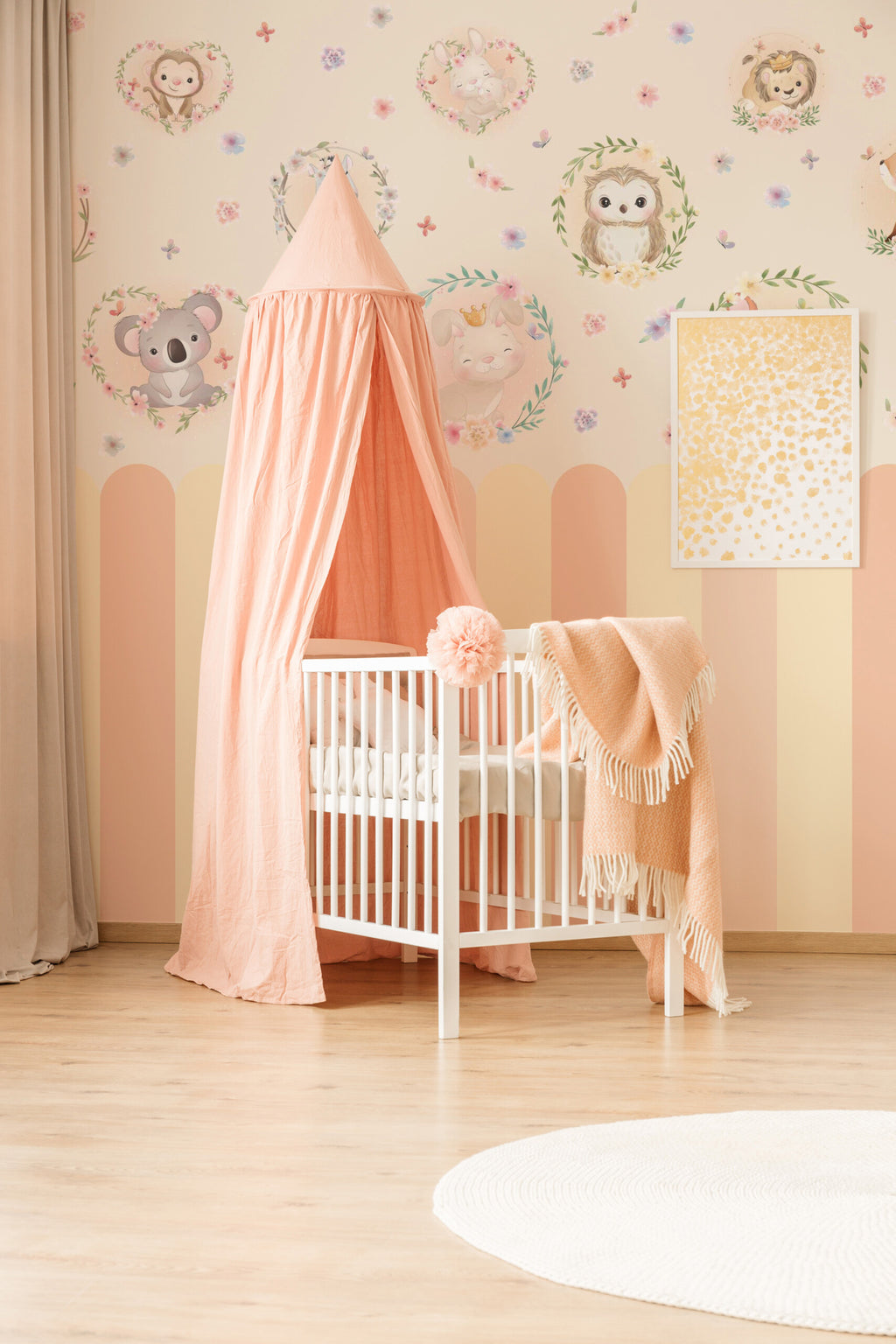 Papier peint panoramique chambre de bébé — animaux et fleurs pastel
